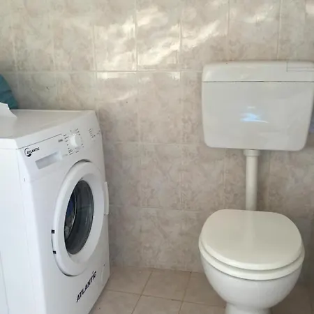 Villetta Con Giardino